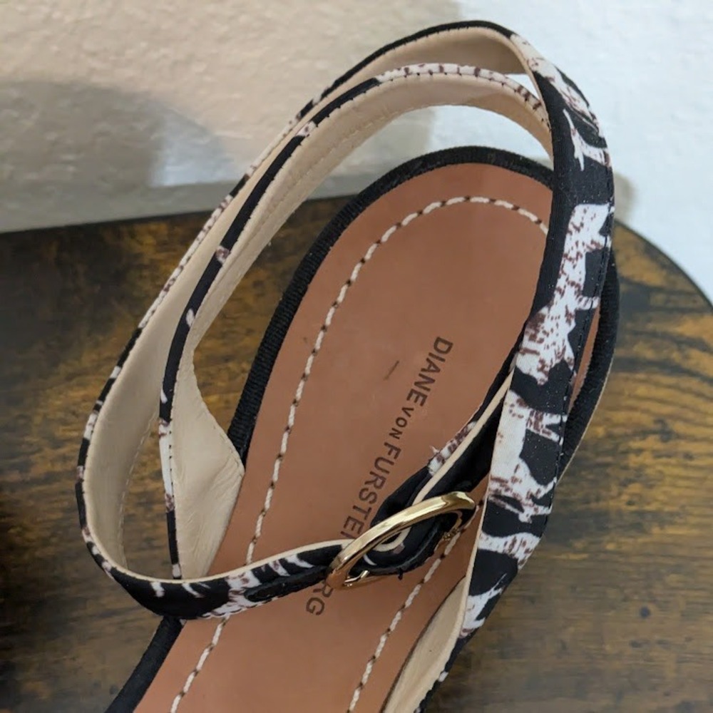 Diane Von Furstenberg Odelia Platform Sandals‎ Animal Print Crisscross 9.5M - Picture 11 of 13
